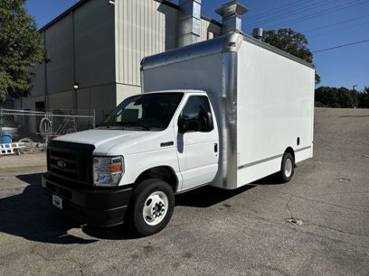 New 2024 Ford E-450 and Econoline 450 Super Duty w/ Driver's Safety Package