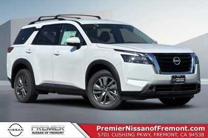 New 2025 Nissan Pathfinder SV w/ Cargo Package