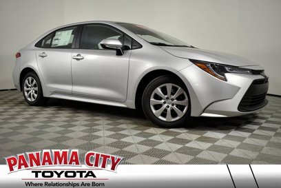 New 2025 Toyota Corolla LE