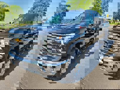 New 2025 Chevrolet Silverado 3500 LTZ w/ LTZ Plus Package