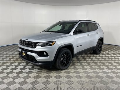 Used 2025 Jeep Compass Latitude w/ Convenience Group