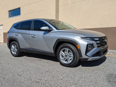 New 2025 Hyundai Tucson SE