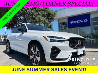 New 2025 Volvo XC60 T8 Core