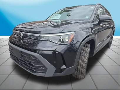 New 2025 Volkswagen Taos SE
