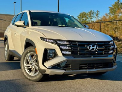 Used 2025 Hyundai Tucson SE