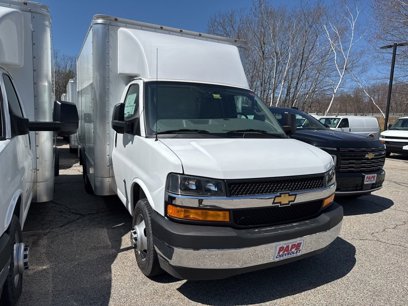 New 2024 Chevrolet Express 3500 w/ Power Convenience Package