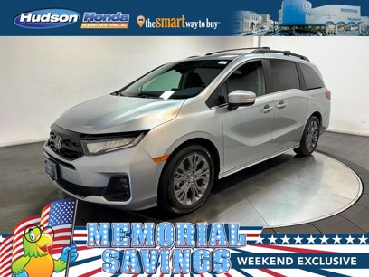 New 2025 Honda Odyssey Touring