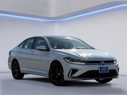 New 2025 Volkswagen Jetta SE