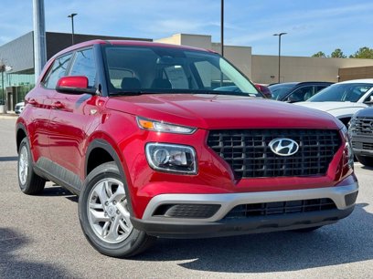 Used 2025 Hyundai Venue SE