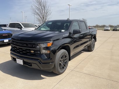 New 2025 Chevrolet Silverado 1500 Custom