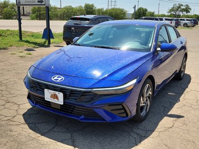 Used 2024 Hyundai Elantra SEL w/ Convenience Package