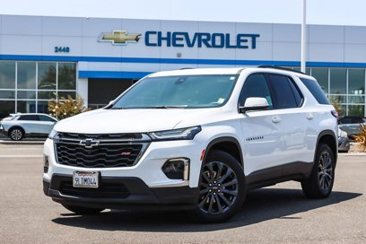 Used 2023 Chevrolet Traverse RS