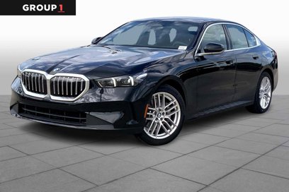 New 2024 BMW 530i xDrive w/ Premium Package