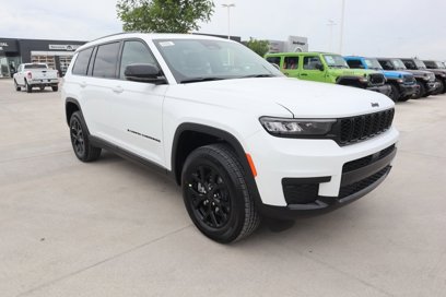 New 2025 Jeep Grand Cherokee L Altitude