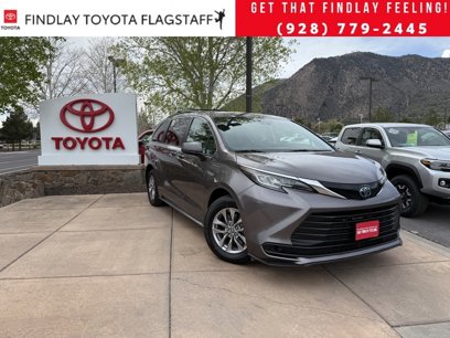 Used 2022 Toyota Sienna LE