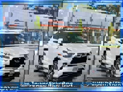 Used 2022 Toyota Highlander XLE