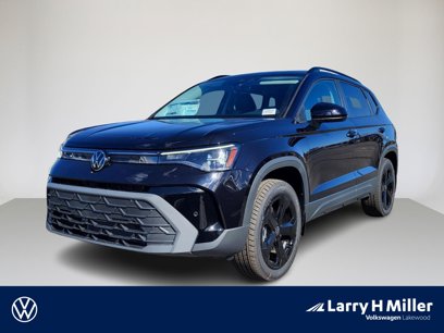 New 2025 Volkswagen Taos SE