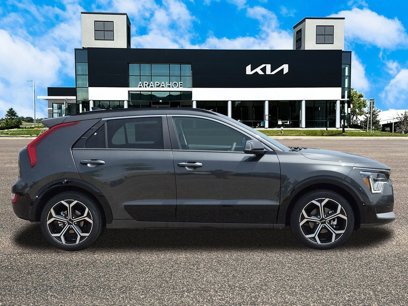 New 2025 Kia Niro SX Touring