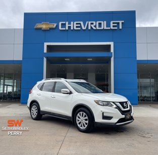 Used 2017 Nissan Rogue S w/ S Family Package