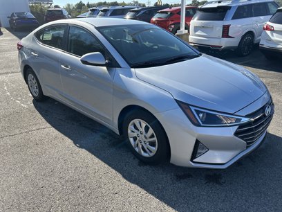 Used 2019 Hyundai Elantra SE w/ Cargo Package