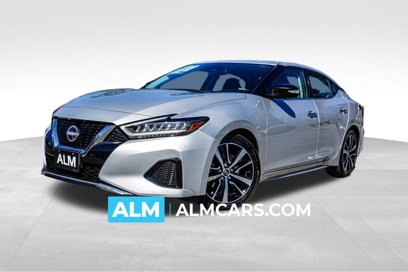Used 2023 Nissan Maxima SV w/ Floor Mat Group