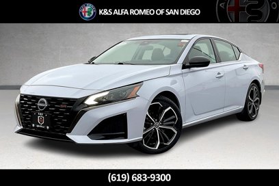 Used 2023 Nissan Altima 2.5 SR w/ SR Premium Package