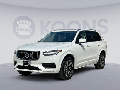 Certified 2022 Volvo XC90 T6 Momentum w/ Advanced Package