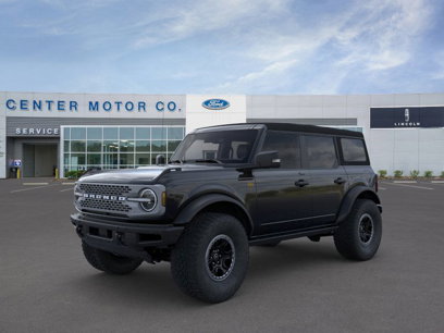 New 2023 Ford Bronco Badlands w/ Sasquatch Package