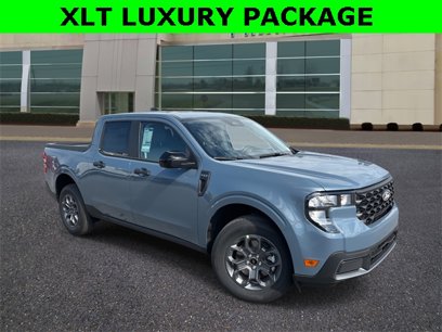 New 2025 Ford Maverick XLT w/ XLT Luxury Package
