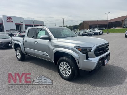 New 2025 Toyota Tacoma SR5