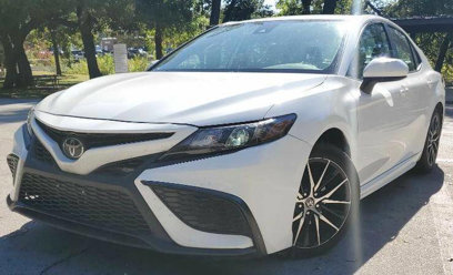 Used 2021 Toyota Camry SE