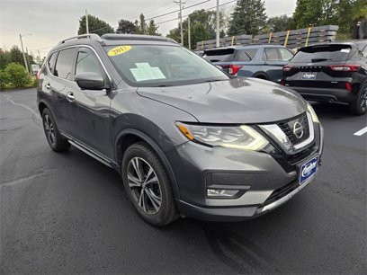 Used 2017 Nissan Rogue SL w/ SL Premium Package