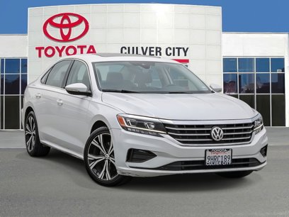 Used 2021 Volkswagen Passat 2.0T SE