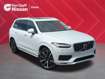 Used 2022 Volvo XC90 T6 Momentum w/ Advanced Package