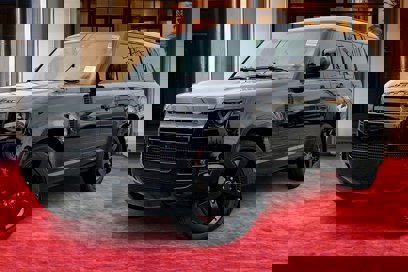 New 2025 Land Rover Defender 130 X-Dynamic SE