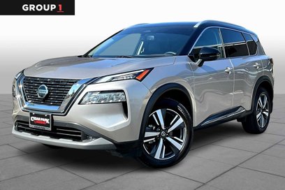 Used 2021 Nissan Rogue SL w/ Premium Package