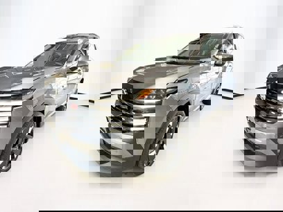 New 2025 Nissan Kicks SR