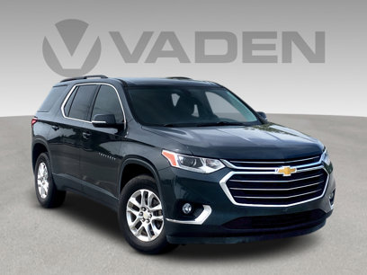 Used 2020 Chevrolet Traverse LT