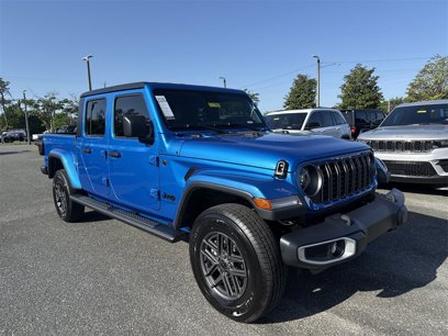 New 2025 Jeep Gladiator Sport