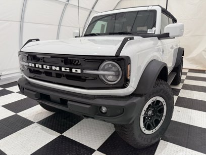 New 2024 Ford Bronco Outer Banks w/ Sasquatch Package