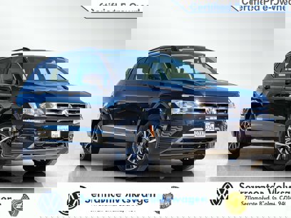 Used 2020 Volkswagen Tiguan SE w/ Panoramic Sunroof Package