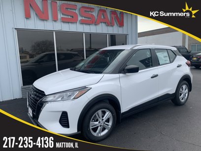 New 2025 Nissan Kicks Play S