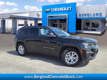 Used 2023 Jeep Grand Cherokee Limited w/ MOPAR Finishing Package