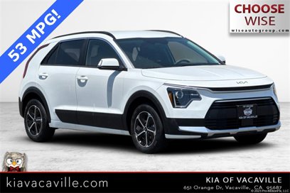 New 2025 Kia Niro EX