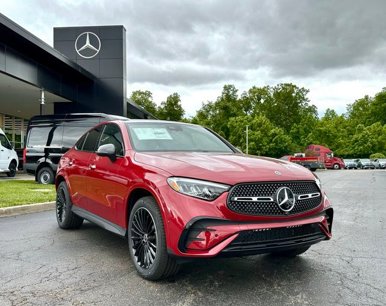 New 2025 Mercedes-Benz GLC 300 4MATIC