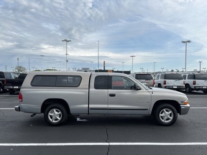 Used 1998 Dodge Dakota 2WD Club Cab