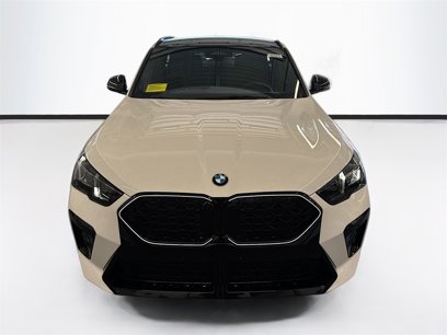 New 2025 BMW X2 xDrive28i w/ Technology Package