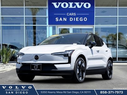 New 2025 Volvo EX30 Ultra w/ Climate Package