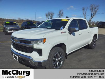 Used 2022 Chevrolet Silverado 1500 LT w/ Z71 Off-Road Package