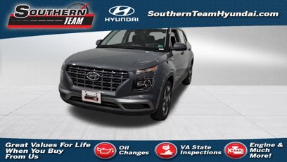 New 2025 Hyundai Venue SEL